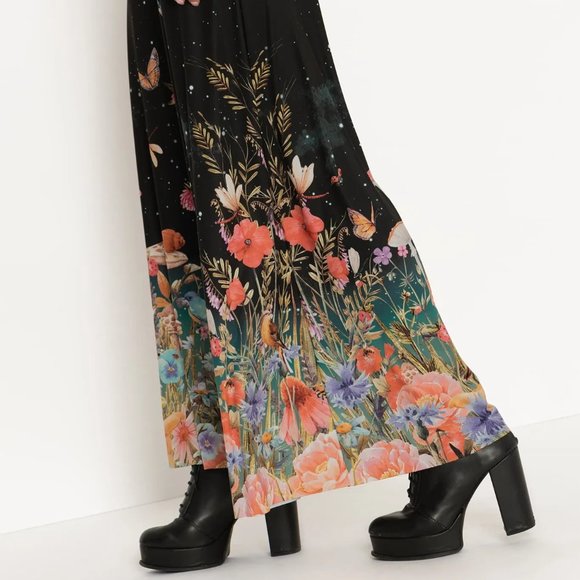 BNWT M Blackmilk LIMITED SOLD OUT Fairytale Floral Palazzo Pants - Picture 2 of 3